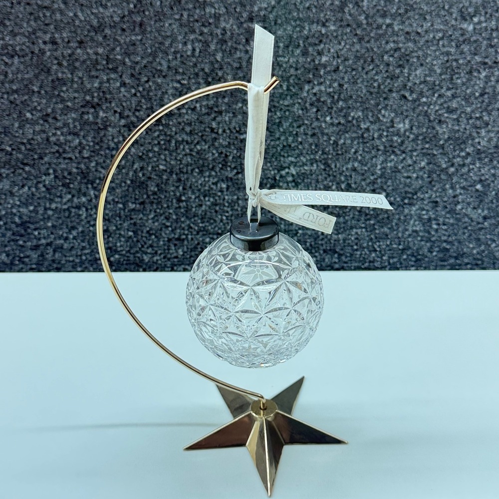 Vtg Waterford Crystal Times Square 2000‎ Ornament with Department 56 Star Stand